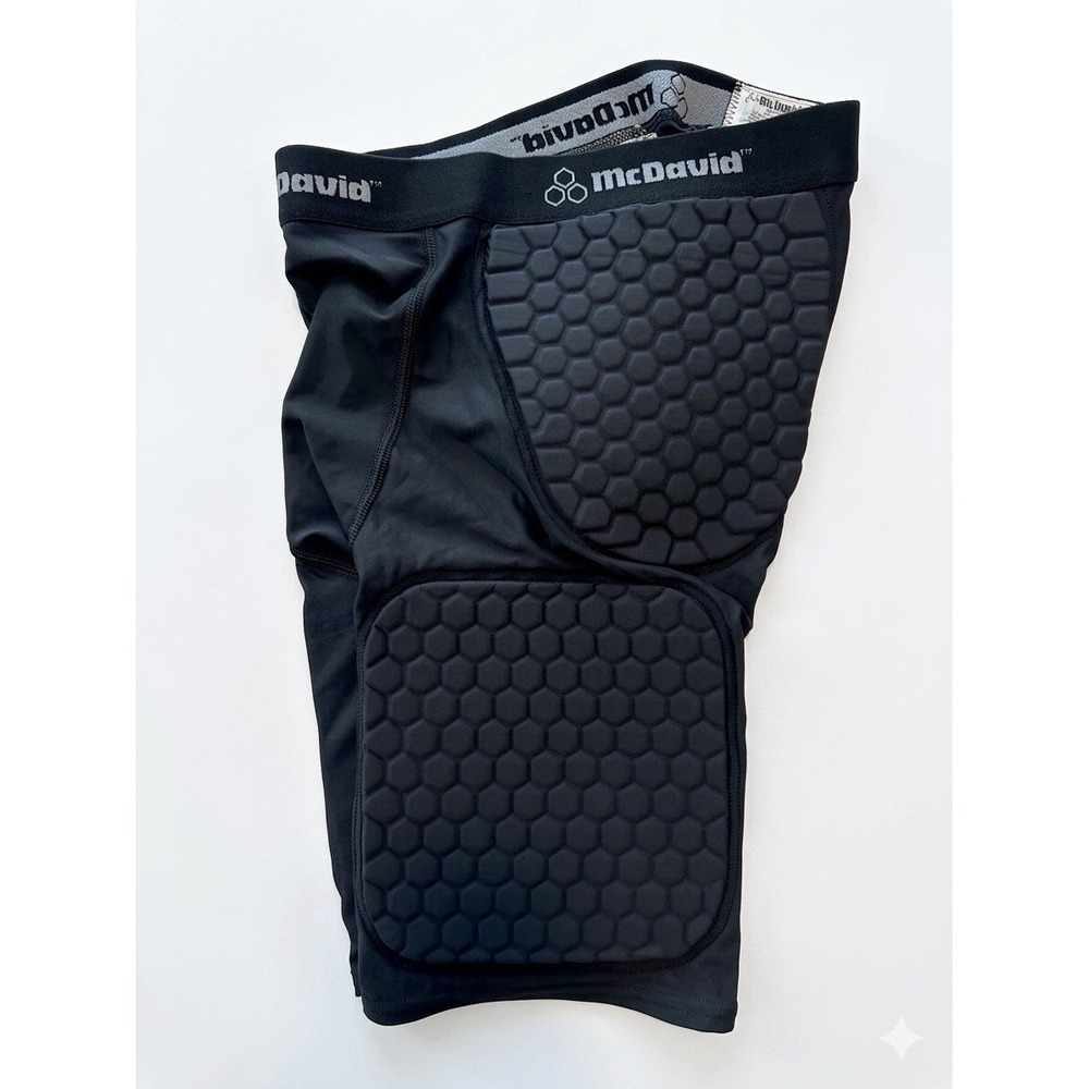 McDavid Shorts Mens Black‎ Size M Multi-Padded Compression Outdoor Cycling Logo